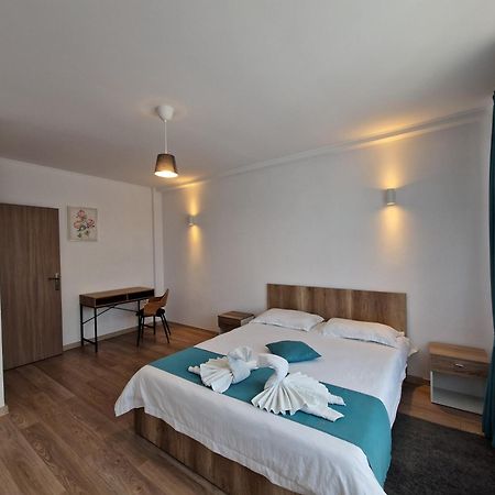 Appartamento Casa Bid Piteşti Esterno foto